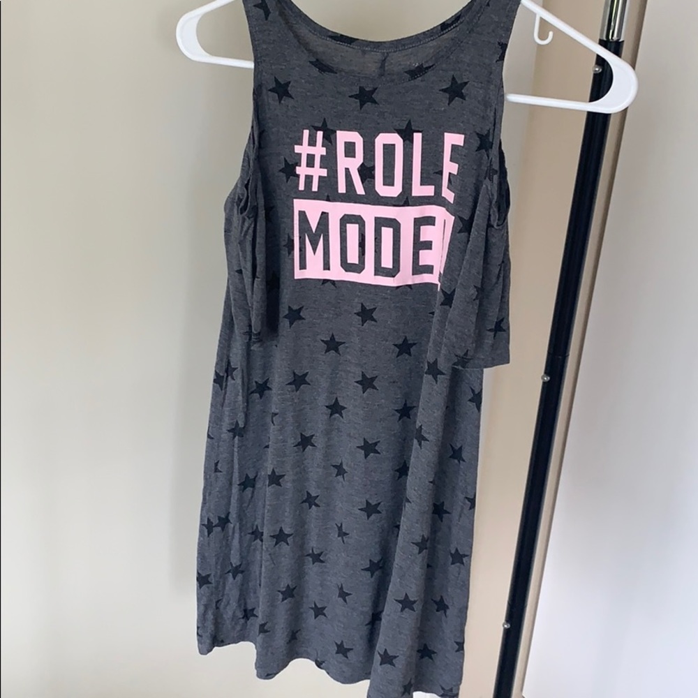 Girls’ Cold shoulder dress - size 6